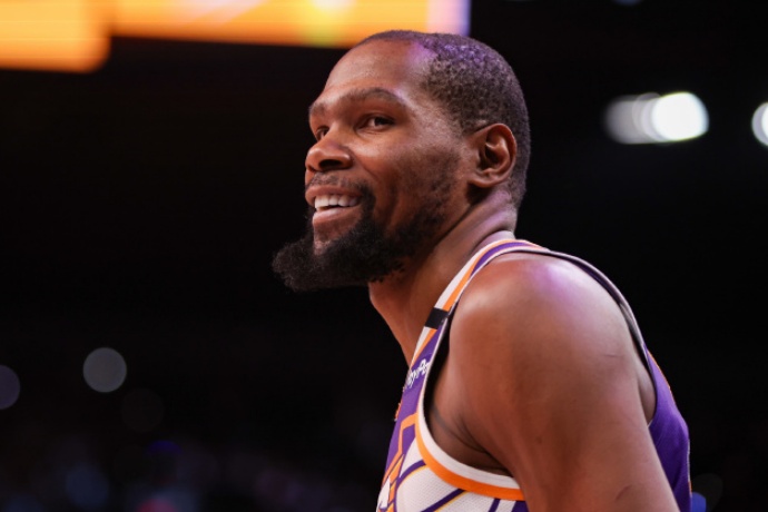 美记:杜兰特离开勇士更多因为与科尔理念不合,而非和追梦的争吵 美记:杜兰特离开勇士更多因为与科尔理念不合,而非和追梦的争吵